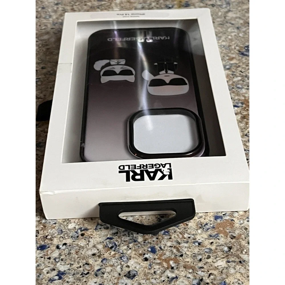 Case iPhone 14‎ pro Karl Lagerfeld MagSafe Cat Choupette Figure Black Ombré Slim